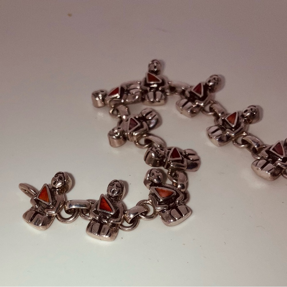Carol Felley Storyteller Inlaid Spiny Oyster Sterling Silver Bracelet - Picture 6 of 7